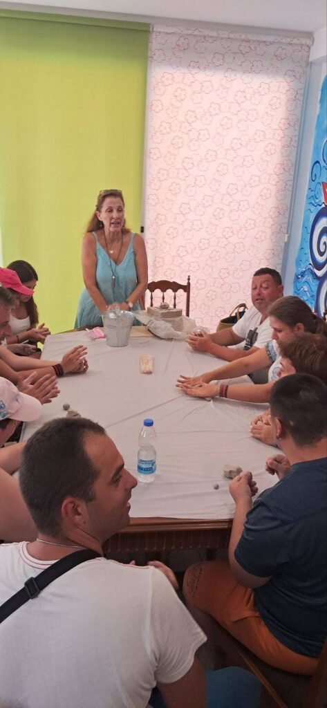 536856320 122099861564985417 1468161058130538753 n